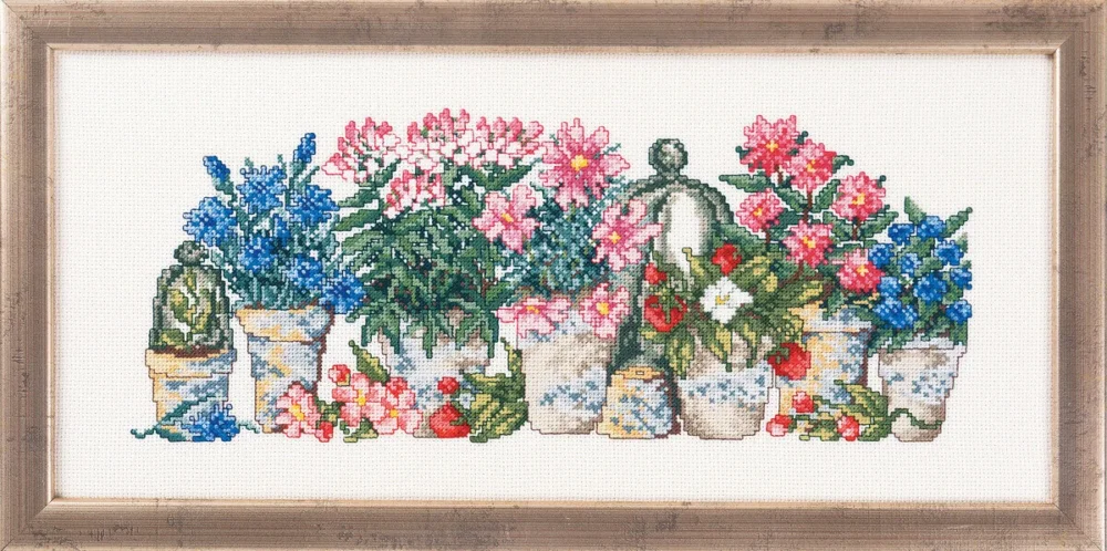 Broderisats Rosa/blå blommor 38x17 R5355 Sänkt pris