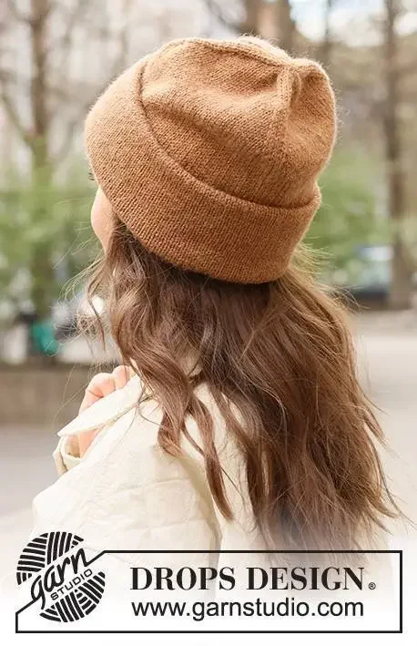 234-28 Cinnamon Beanie by DROPS Design Lågt pris
