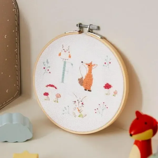 DMC Gift of Stitch Korsstygnskit, Skogsvänner Begränsat erbjudande