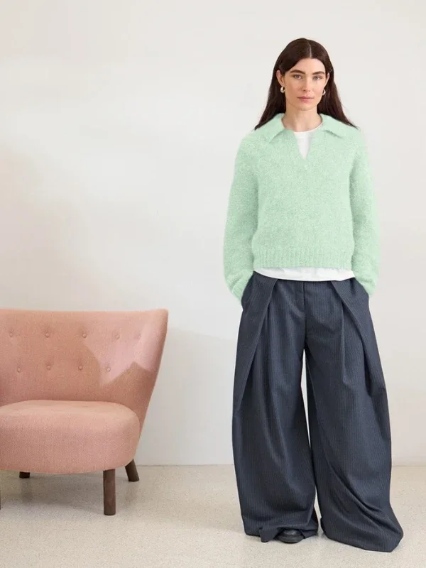 Expressleverans "Aria Sweater" stickad i en tråd Alpakka Följetråd och en tråd Tynn Silk Mohair 2602-05
