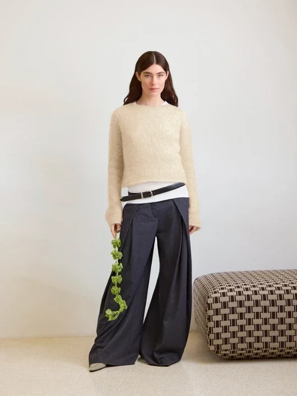 "Lyra Sweater" stickad i Ballerina Cunky Mohair, Borstad Alpakka eller KOS 2602-4 I lager