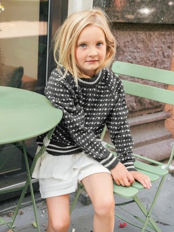 "ISLENDER GENSER JUNIOR" stickad Tynn Merinoull 2509-3b risnedsättning