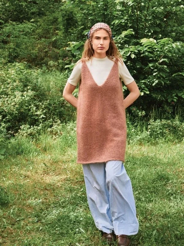 MEADOW DRESS stickad med dubbel tråd Ballerina Chunkey 2507-9 Fynd