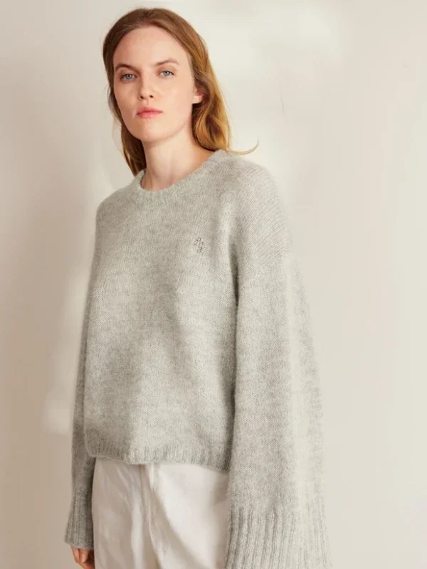 Populär "MOLLY SWEATER" stickad med en tråd Tynn Silk Mohair och en tråd Alpakka Följetråd 2409-1
