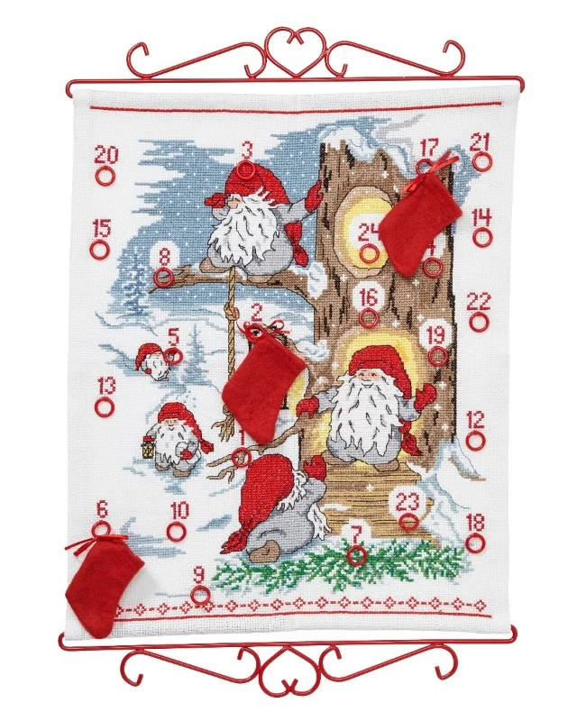 Tomtenissar i träd - julkalender Beställ idag