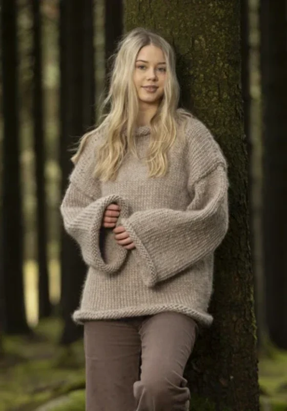 "Leana" tröja stickad i Lovikka 2413-3 Lägg i varukorgen