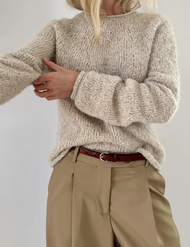 "PLAIN YOKE SWEATER" stickad i Ballerina Chunky Mohair mönster från LeKnit Endast denna vecka