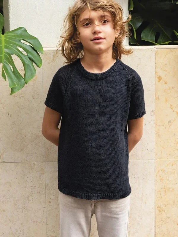 Säker betalning "Robin Tee Junior" stickad med en tråd Tynn Line 2405-5