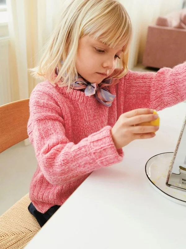 Billig "FINNICK SWEATER JUNIOR" stickad i två trådar Sunday nr.4
