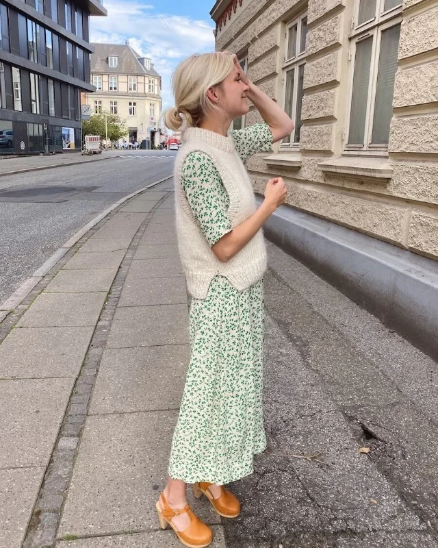 Holiday Slipover i KOS och Tynn Silk Mohair Lägg i varukorgen