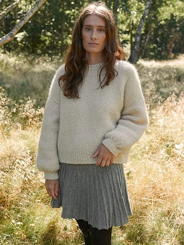 "PERLE SWEATER" stickad i en tråd KOS och en tråd Tynn Silk Mohair Mönster på Norska, LeKnit Trygg betalning