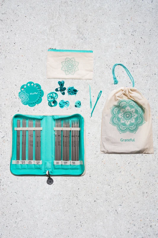 Mindful Grateful - set med strumpstickor (7 st, 15 cm) och tillbehör Rabatter