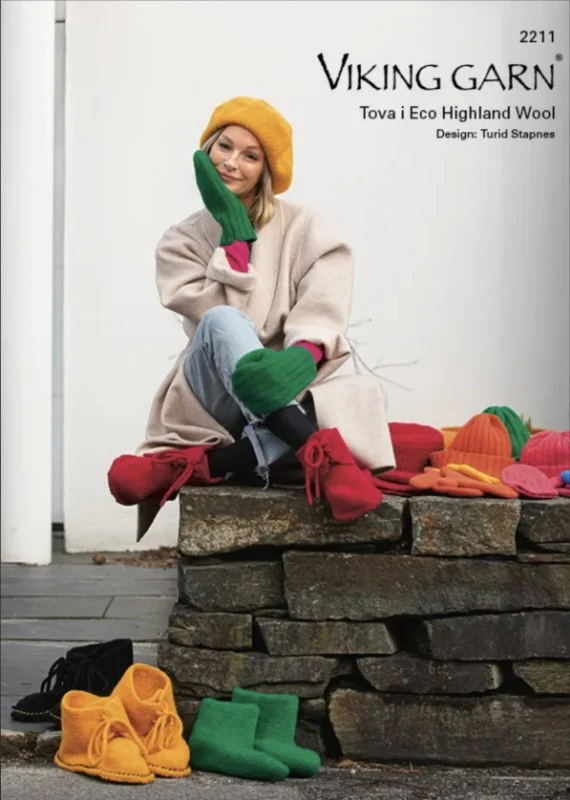 Tovade plagg i Eco Highland Wool från Viking Garn 2211 Handla nu