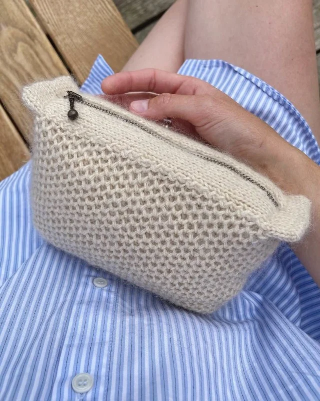 Outlet Honey Clutch