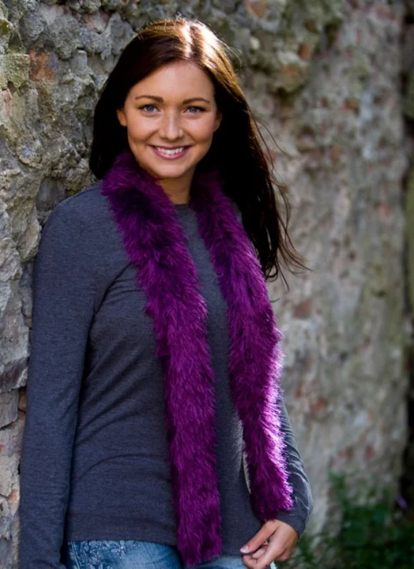 Köp online Scarf i Tavsan