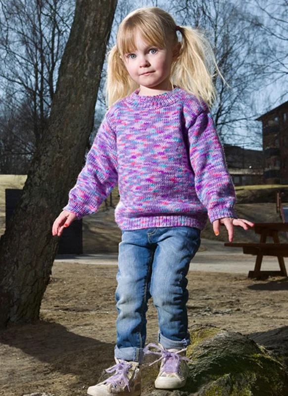 I lager Tröja enkelt med Freja