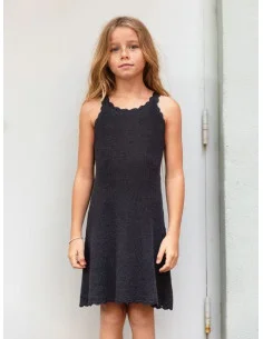 Stickbeskrivning 2405 Linnea Dress Junior Beställ nu