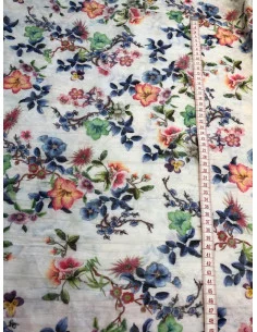 Begränsad tid TygVit m blommor