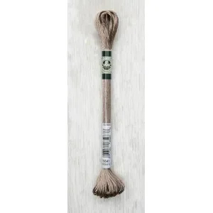 DMC Mouliné Satin Floss Broderigarn 841 Ljusbrun Fynd