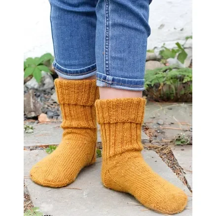 Nyhet Sunnyside Down by DROPS Design – sockar stickmönster strl. 26-44