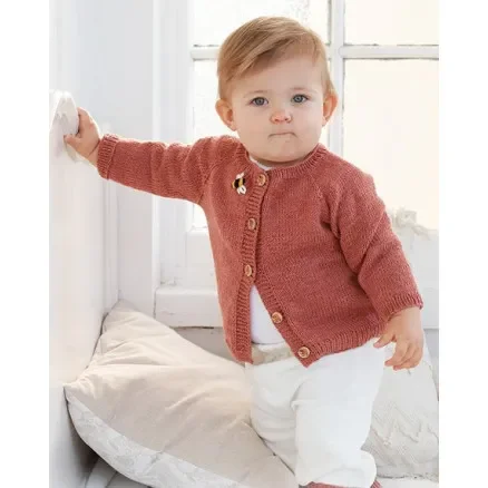 Little Bee Cardigan by DROPS Design – Baby Jacka Stickmönster str. 0/1 mån – 3/4 år Expressleverans