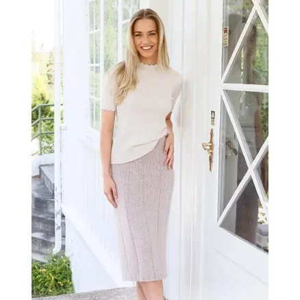 Kundfavorit Golden Years Skirt by DROPS Design – Kjol Stickmönster str. XS – XXL