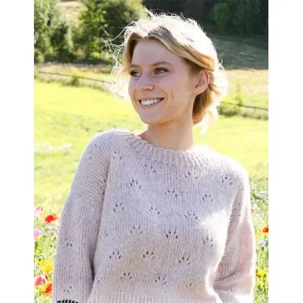 Sweetness Imprint Sweater by DROPS Design – Tröja Stickmönster str. S – XXXL I lager