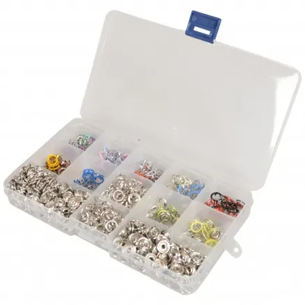 Snabb leverans Infinity Hearts Tryckknappar i Plastlåda Ring Metall 15 Ass. Färger 9,5mm – 150 set