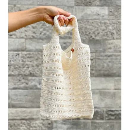 Snabb frakt Stines Sommernet by Milla Billa – Garnpaket till Stines Sommernet Storlek 35x38cm
