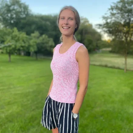 Premium Leas Sommertop by Knit by Nees – Garnpaket till Leas Sommertop storlek. S-L