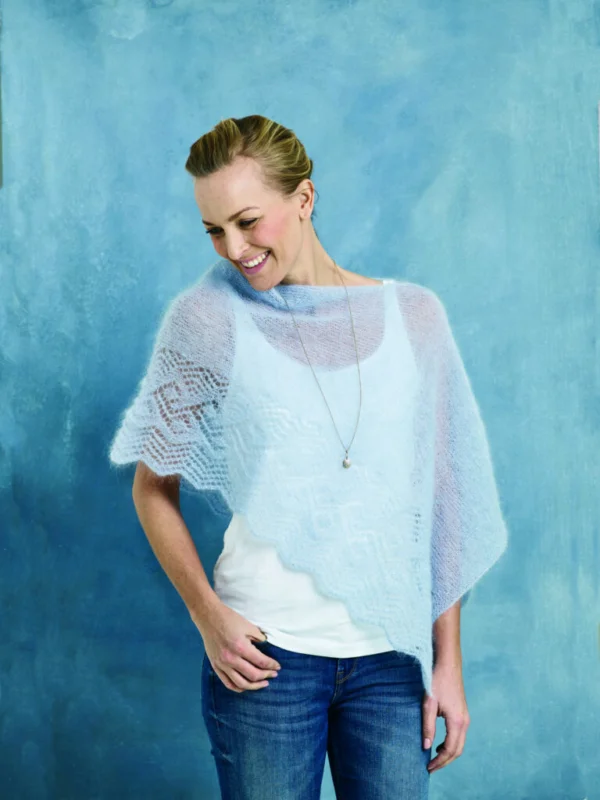 Extra rabatt Poncho m/hulmønster Angel garn 894171