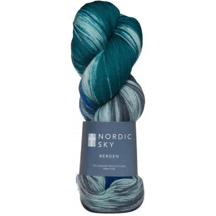 Premium Nordic Sky Bergen Handfärgat Garn 10