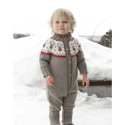 Â Run Run Rudolph by DROPS Design – Sparkdräkt Stickmönster str. 12 mån-6 år Köp nu