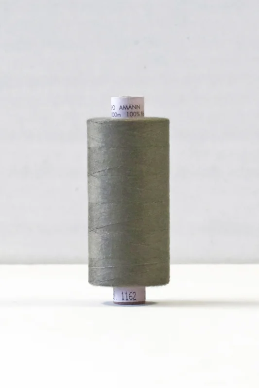 Lägg i varukorgen Amann Aspo Sytråd Polyester 1000 m – Färg 1162