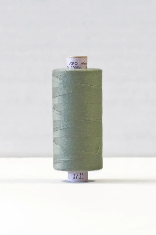 Nedsatt pris Amann Aspo Sytråd Polyester 1000 m – Färg 731