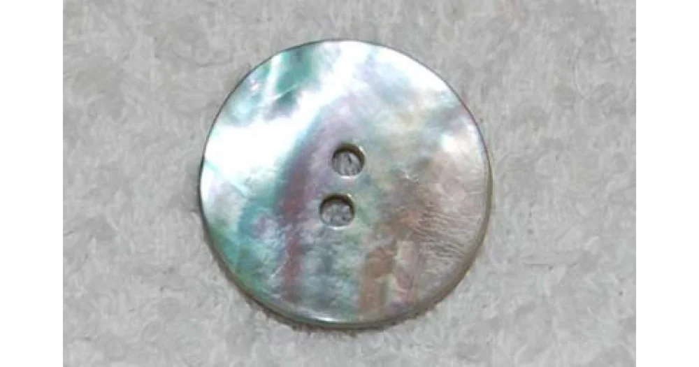 Billig Pärlemorknapp 11318mm