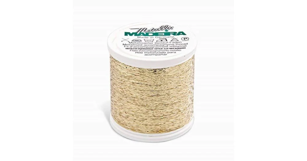 Handla nu Metallic Madeira 325 guld