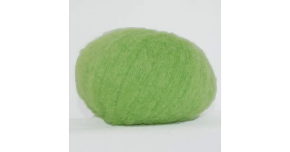 Brushed Baby Alpaca 8483 ljus gräsgrön Populärt val