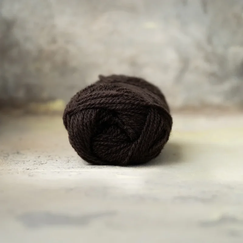 2PLY JUMPER WEIGHT - 5 Dyed Shetland Black Snabb frakt