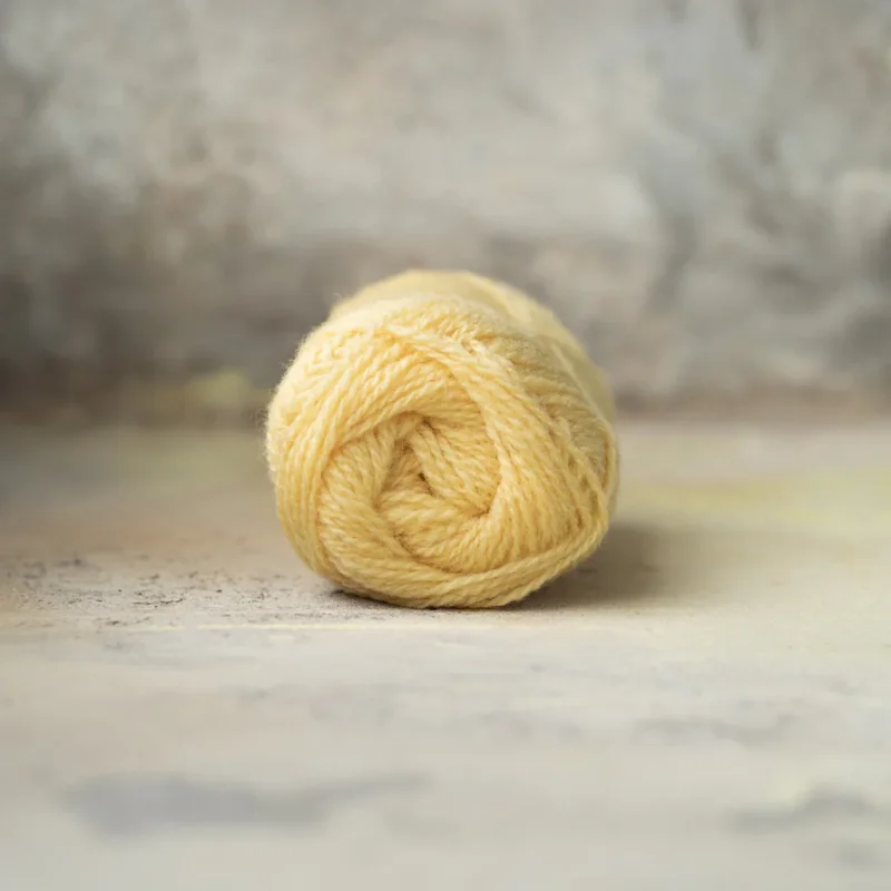 2PLY JUMPER WEIGHT - 66 Pale Yellow Lägg i varukorgen