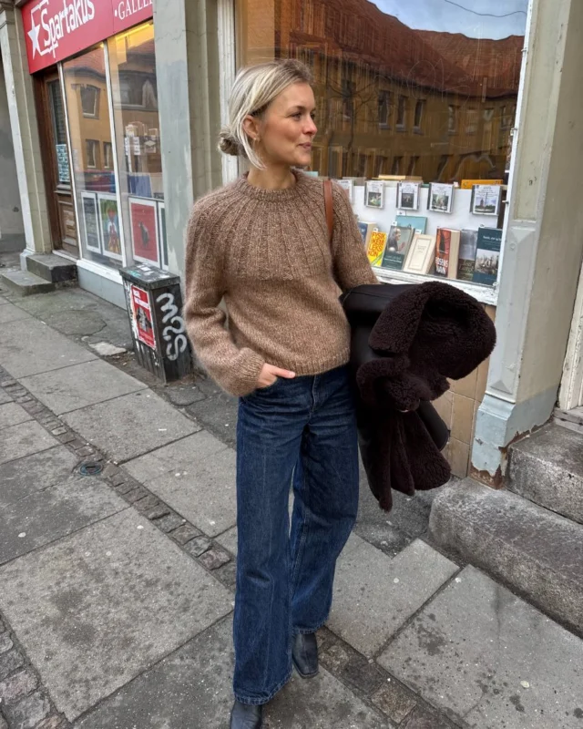 Sunday Sweater - PetiteKnit Begränsat antal