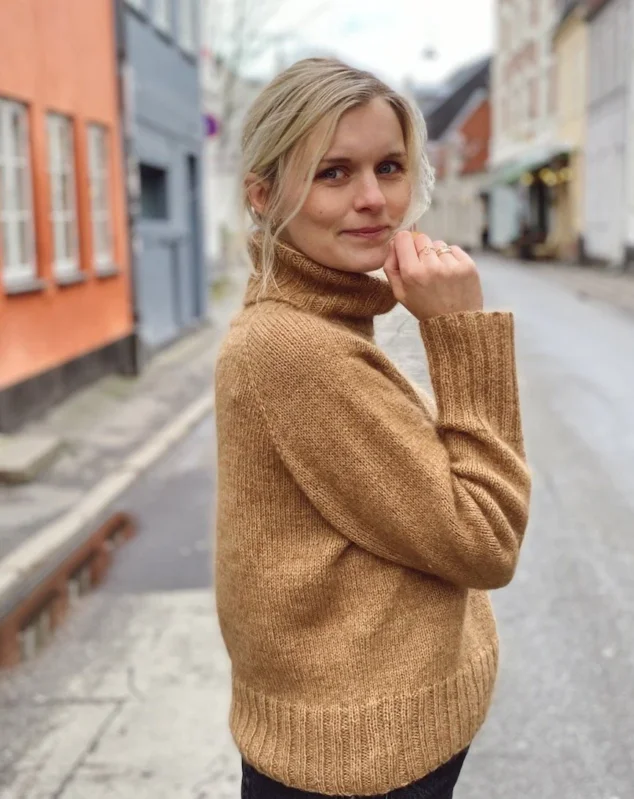 Caramel Sweater - PetiteKnit Lägg i varukorgen