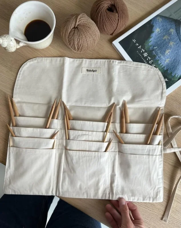 Fynd Knitter's Needle Case för rundstickor - PetiteKnit
