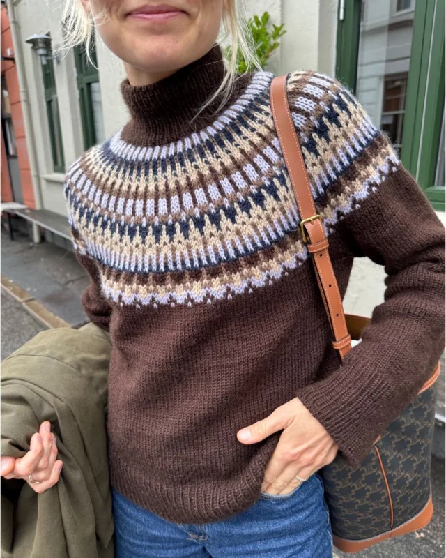 Beställ idag Celeste Sweater - PetiteKnit