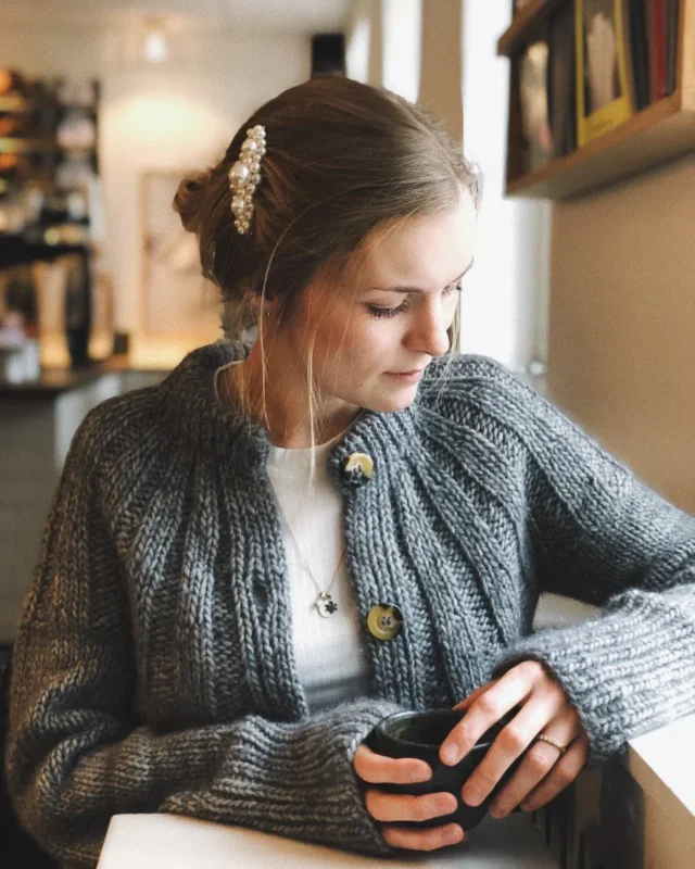 Sunday Cardigan - PetiteKnit risnedsättning