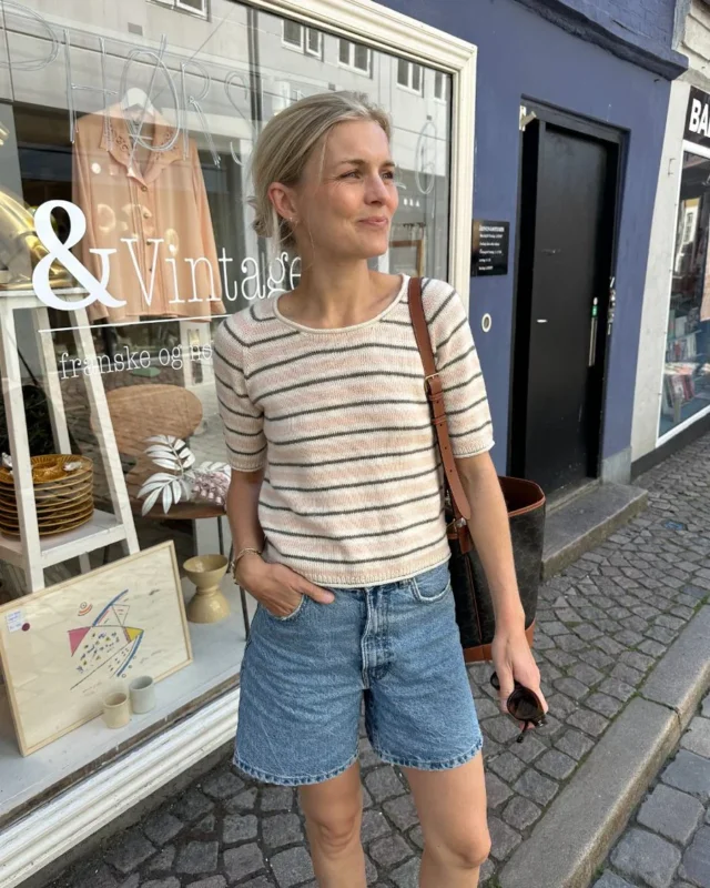 Begränsat antal Amelie Tee / Merino - PetiteKnit