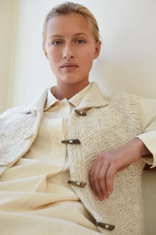 Isager - Texture Vest Fynd
