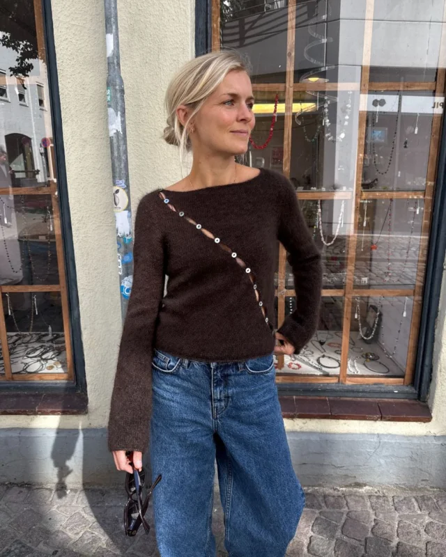 Valerie Blouse - PetiteKnit Fri frakt