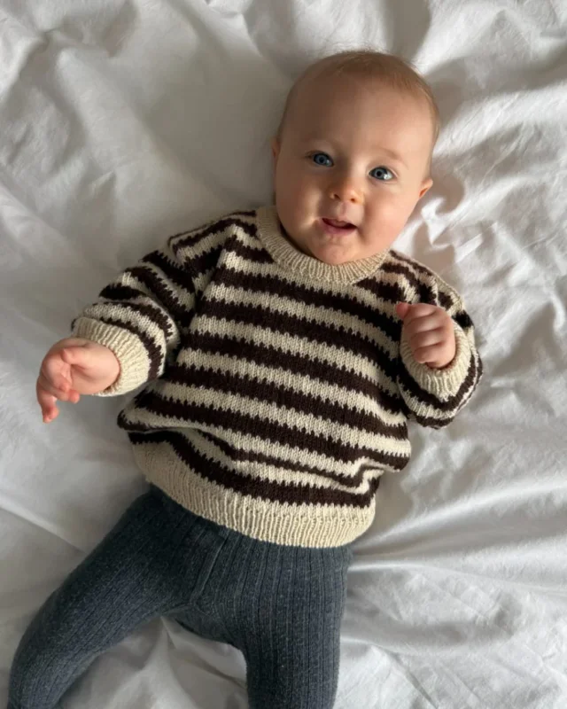 Otto Sweater Baby - PetiteKnit Populärt val