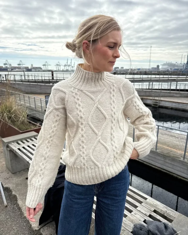 Saga Sweater - PetiteKnit Erbjudande